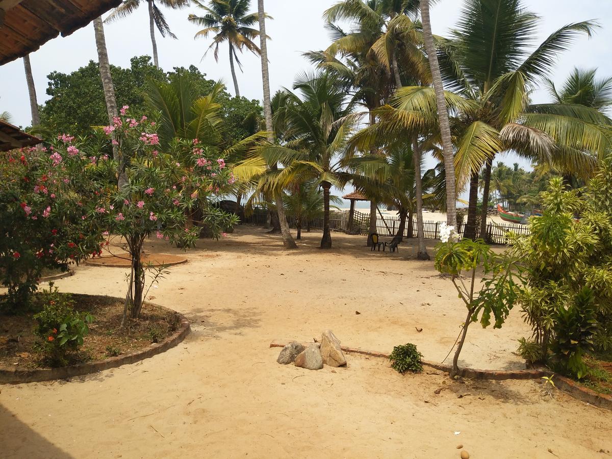 Beach Paradise Alappuzha Esterno foto